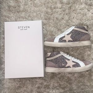 STEVEN Blush Redding Lace-Up High-Top Sneakers
